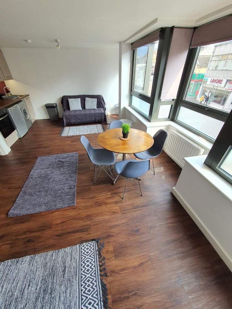 Room Cumnor Road in Bournemouth