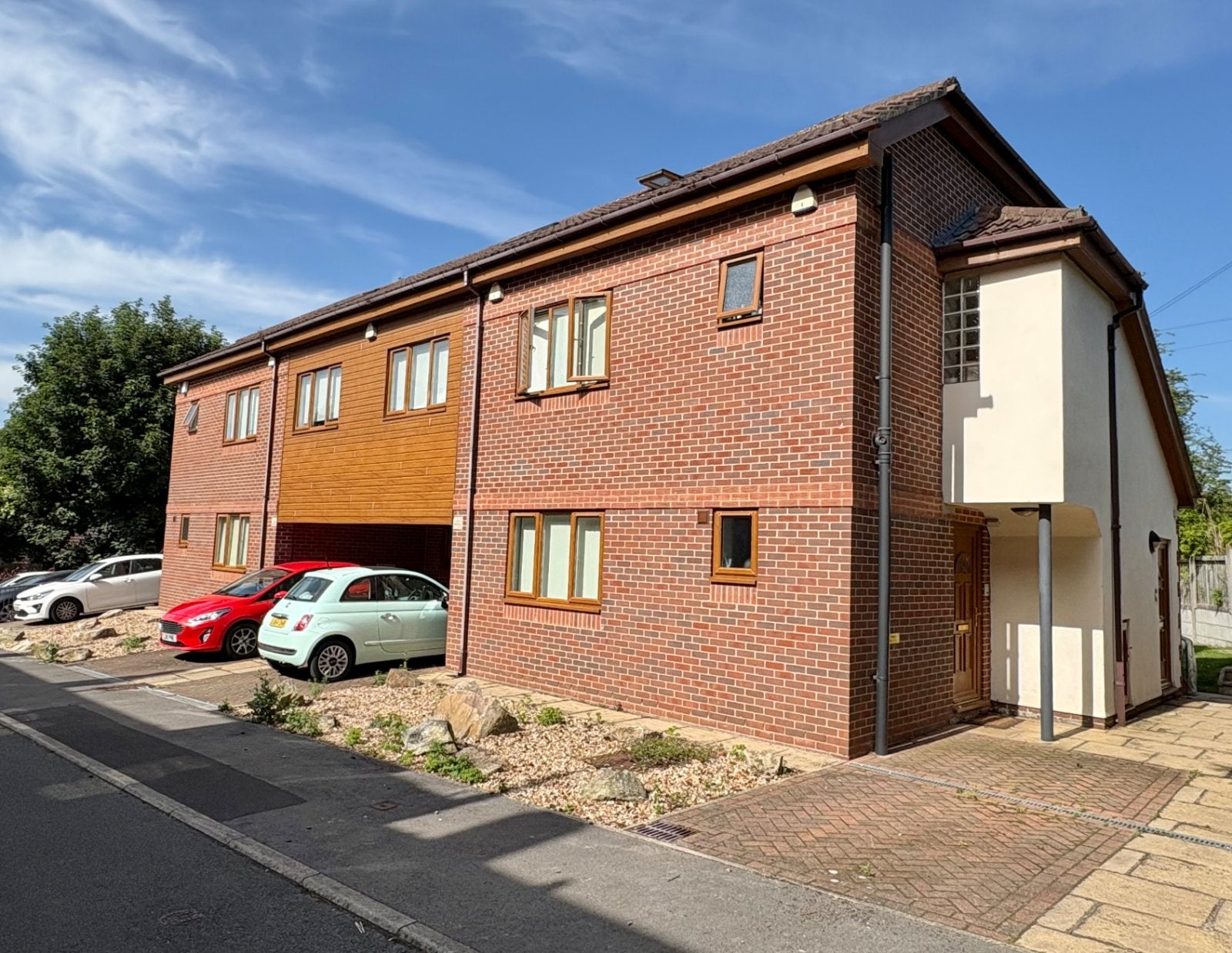Flat Back Bentley Grove in Leeds
