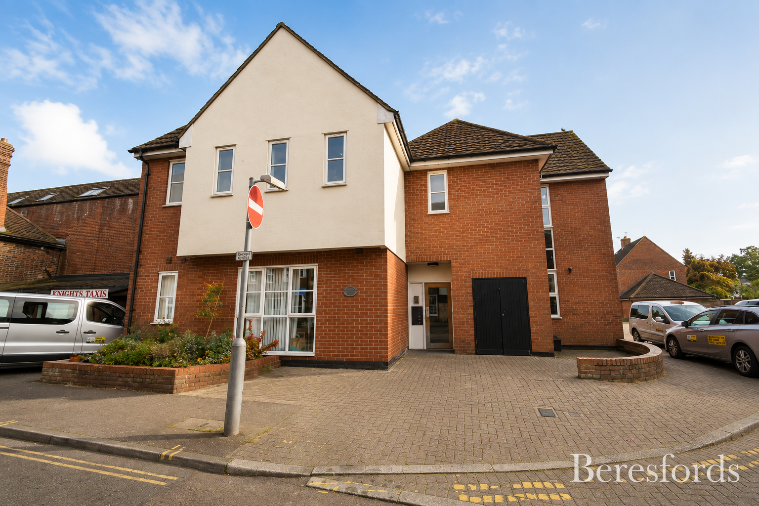 Flat Scotsfield Mews in Witham
