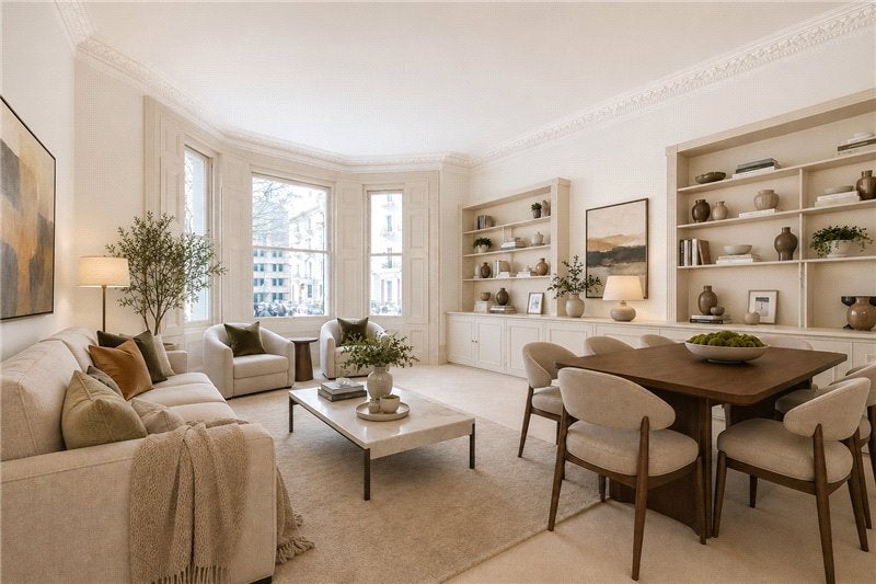 Flat Southwell Gardens in Greater London