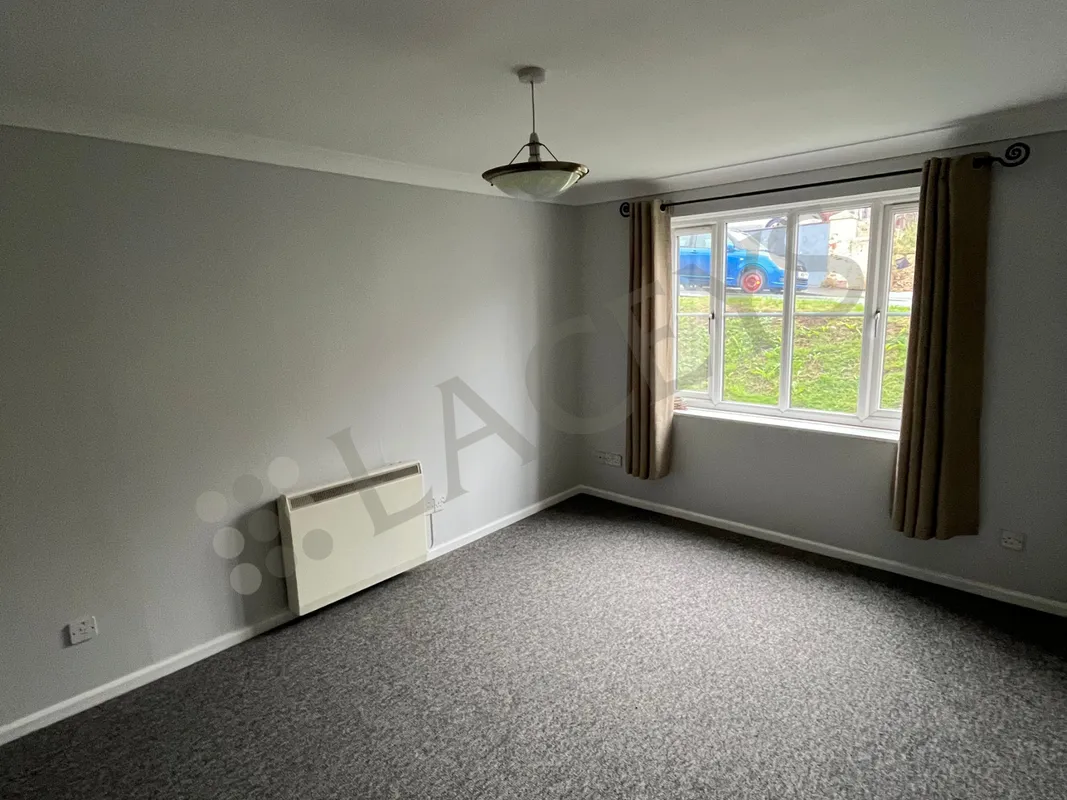 Flat Highland Court in Leeds
