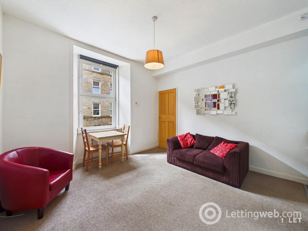 Flat Murdoch Terrace in City of Edinburgh
