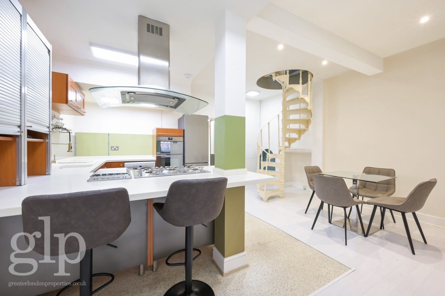 Flat Bathurst Street in City of Westminster