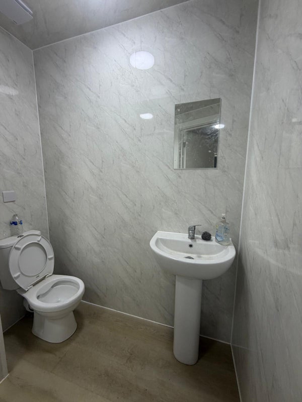 Flat Market Place in Chalfont St Peter