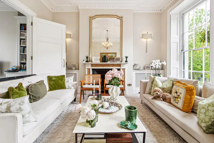 House Warwick Gardens in Greater London