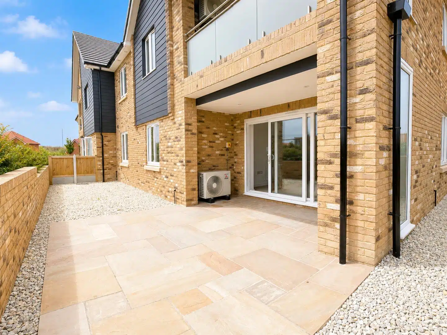 Flat Woodside Avenue in Chartham