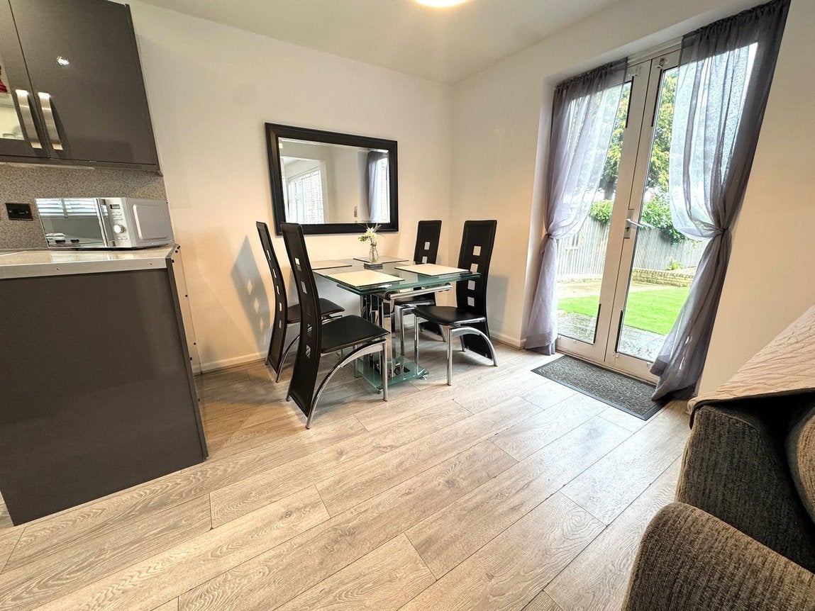 House Hereford Lawns in Swindon
