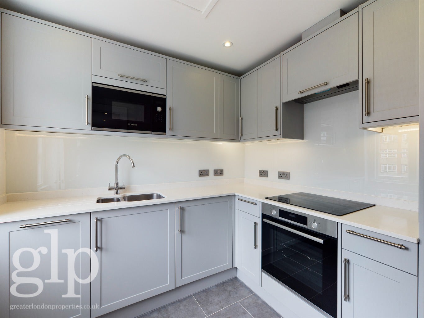 Flat Bedford Place in Greater London