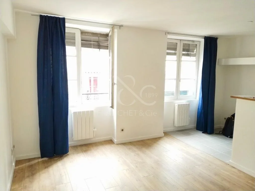 Flat Rue Auguste Comte in Lyon