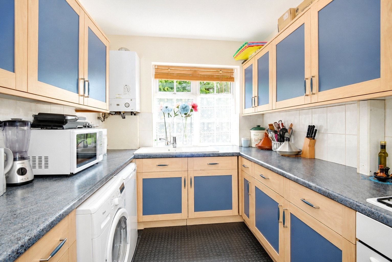 Flat Belgrave Manor in Woking