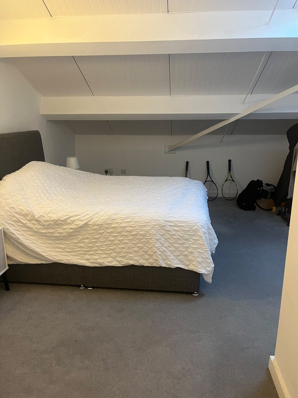 Room Tyssen Street in Greater London