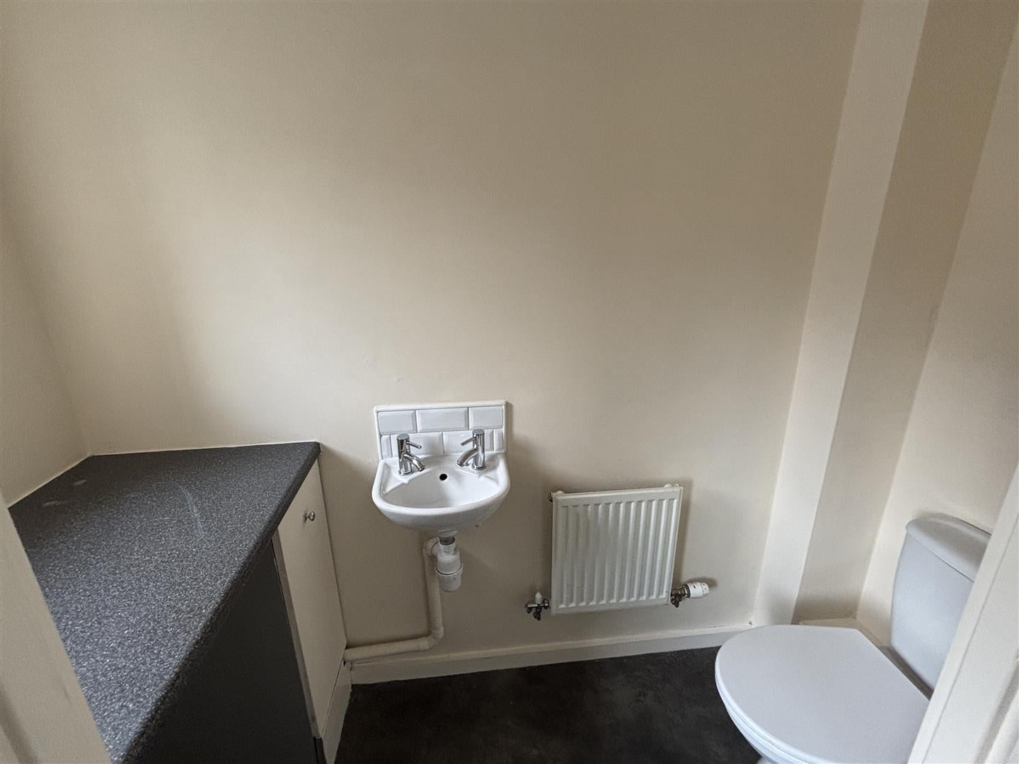 House Moray Close in South Derbyshire