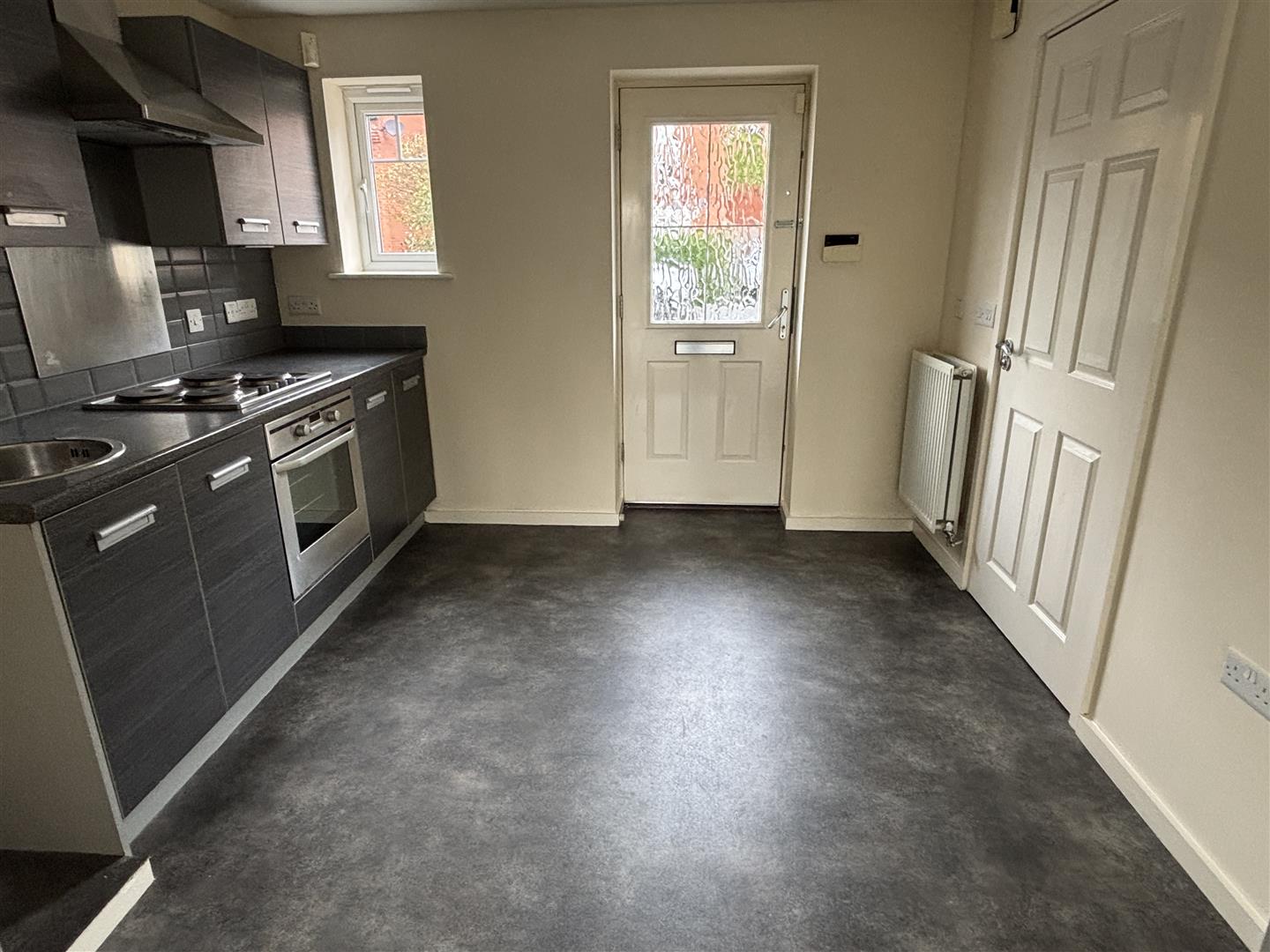 House Moray Close in South Derbyshire
