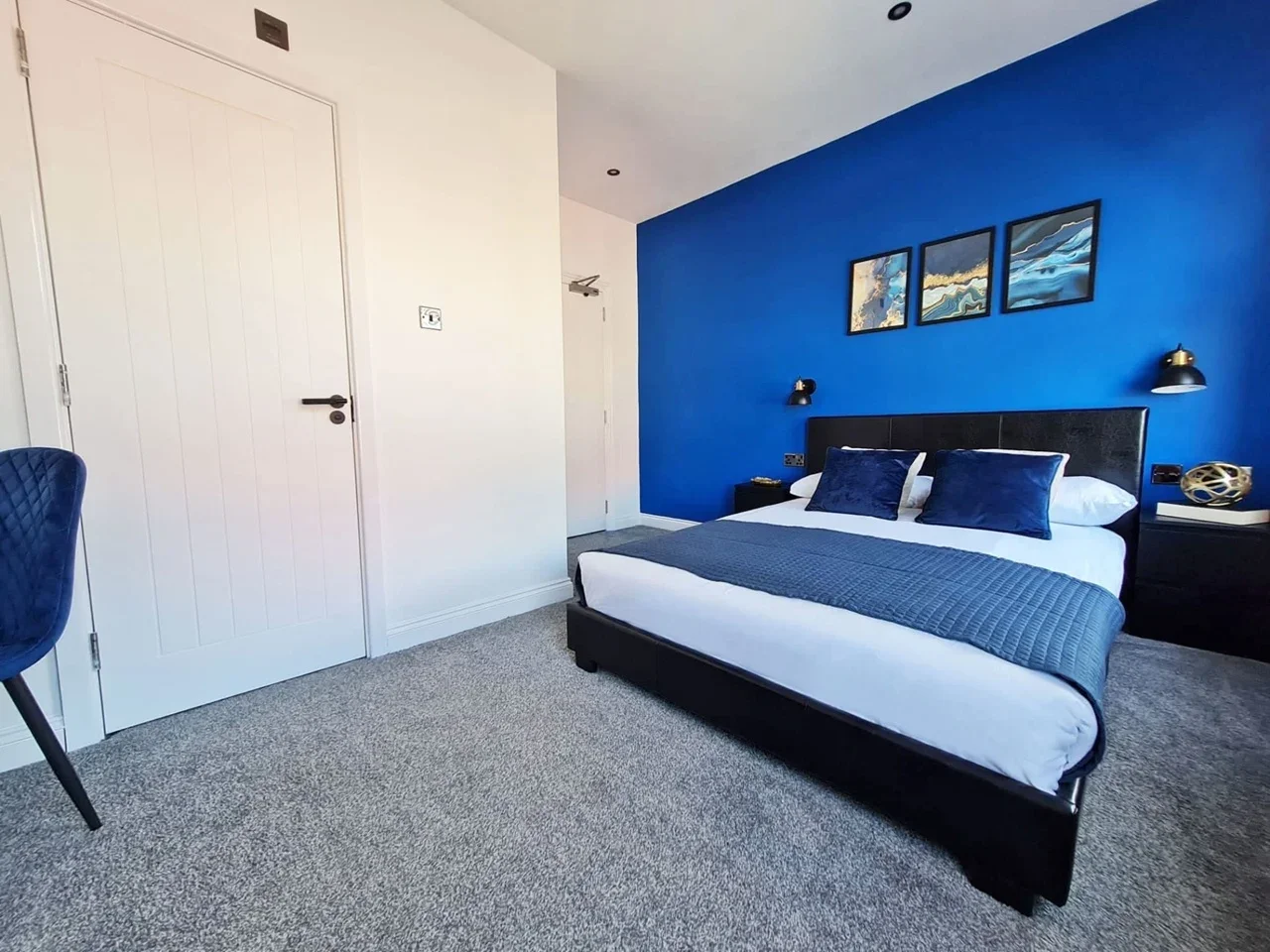 Room College Avenue in Gillingham