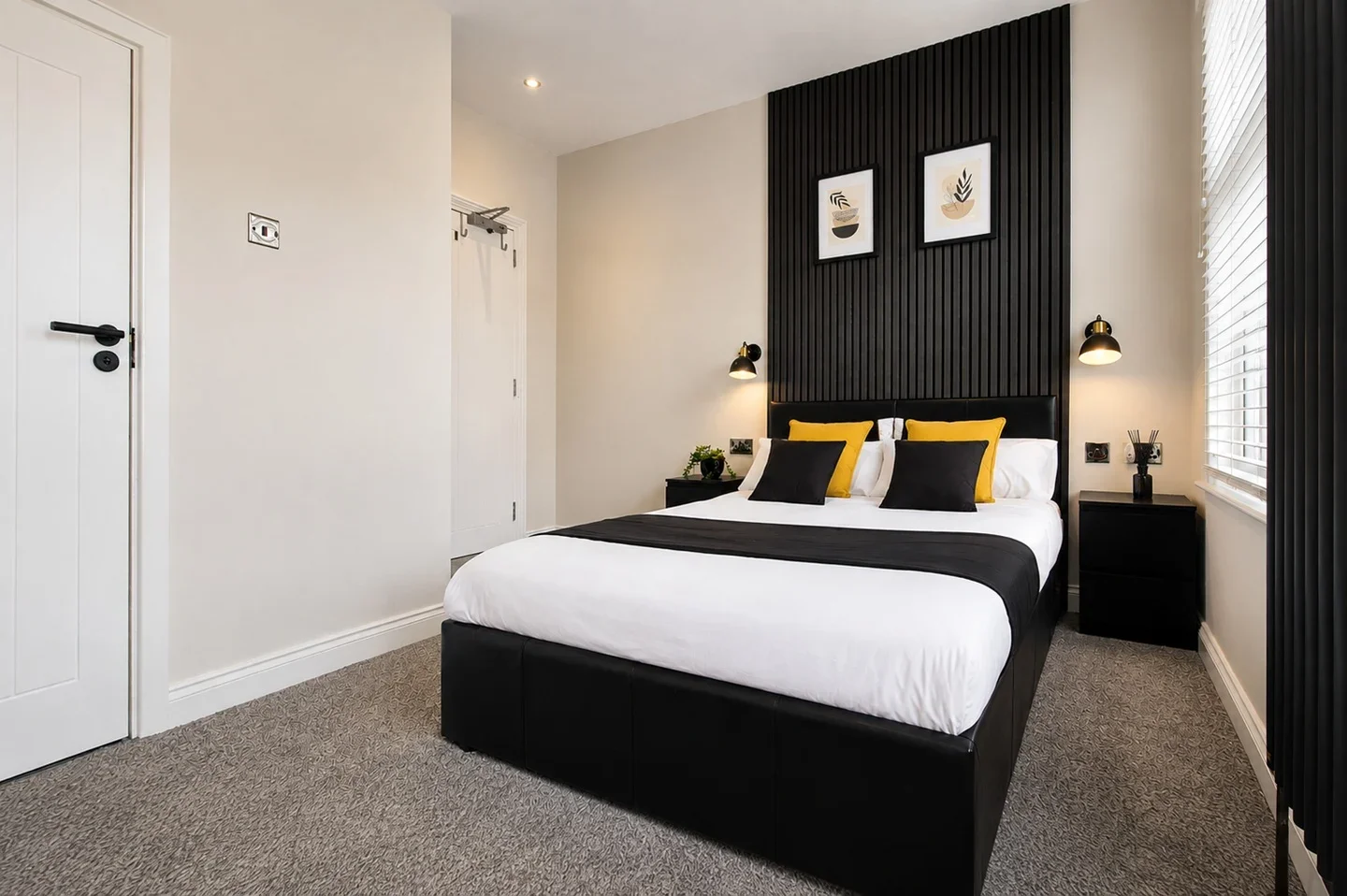 Room College Avenue in Gillingham