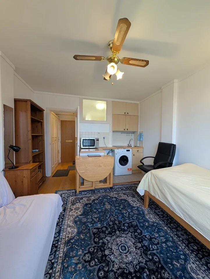Flat Woburn Place in Greater London