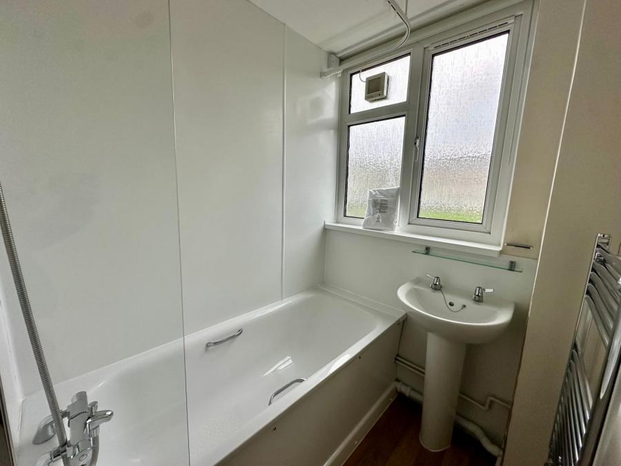 Flat Marne Road in Bulford