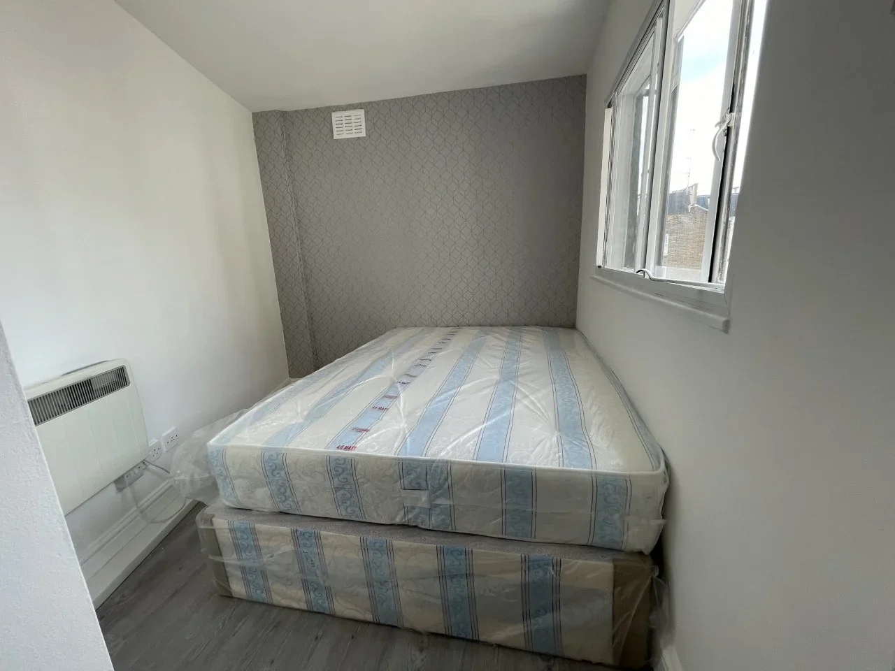 Flat Westbourne Terrace in City of Westminster