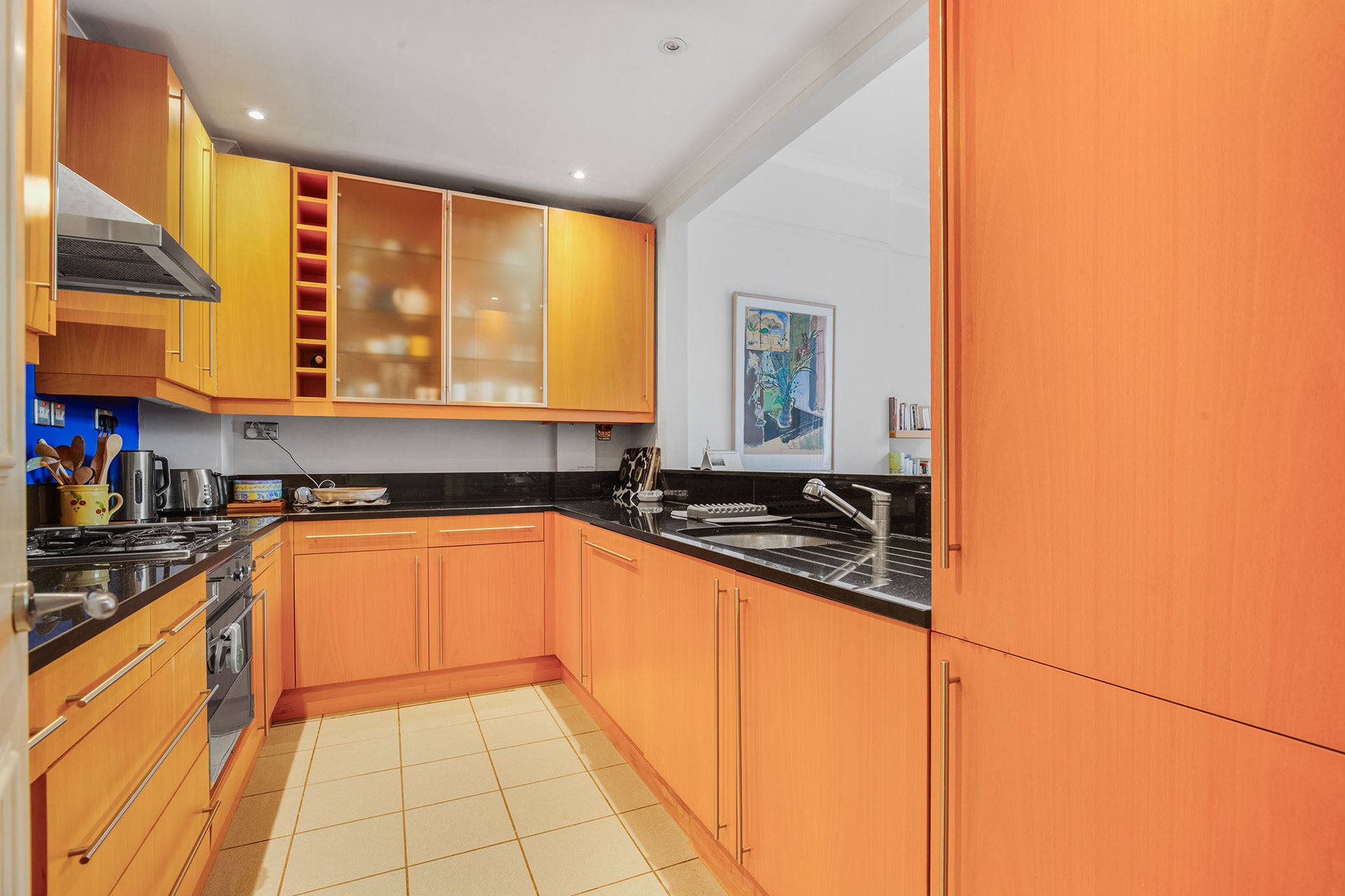 Flat Fitzjohn's Avenue in Greater London