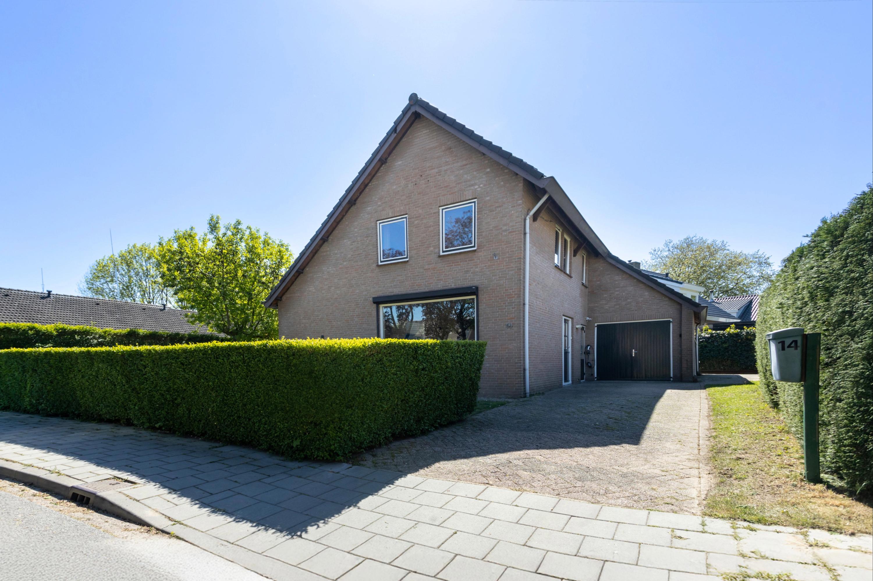 Huis Hoflaan 14 in Maasbommel