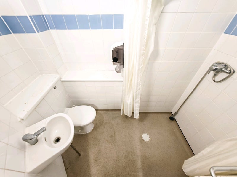 Room Brune Street in Greater London