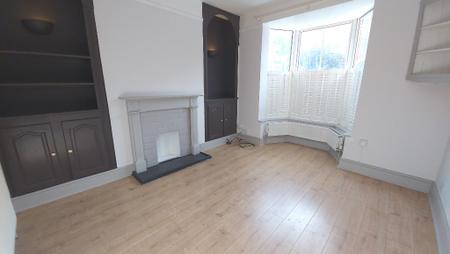 House Gladstone Terrace in South Kesteven