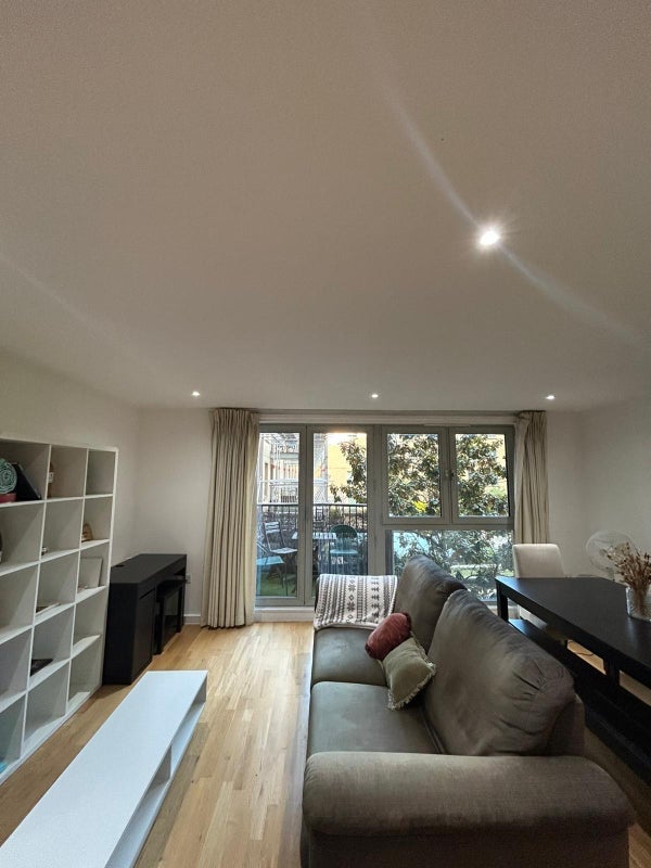 Room Eden Grove in Greater London