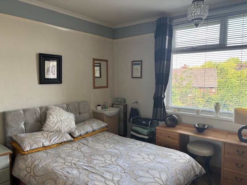 Room Walker Avenue in Prestwich
