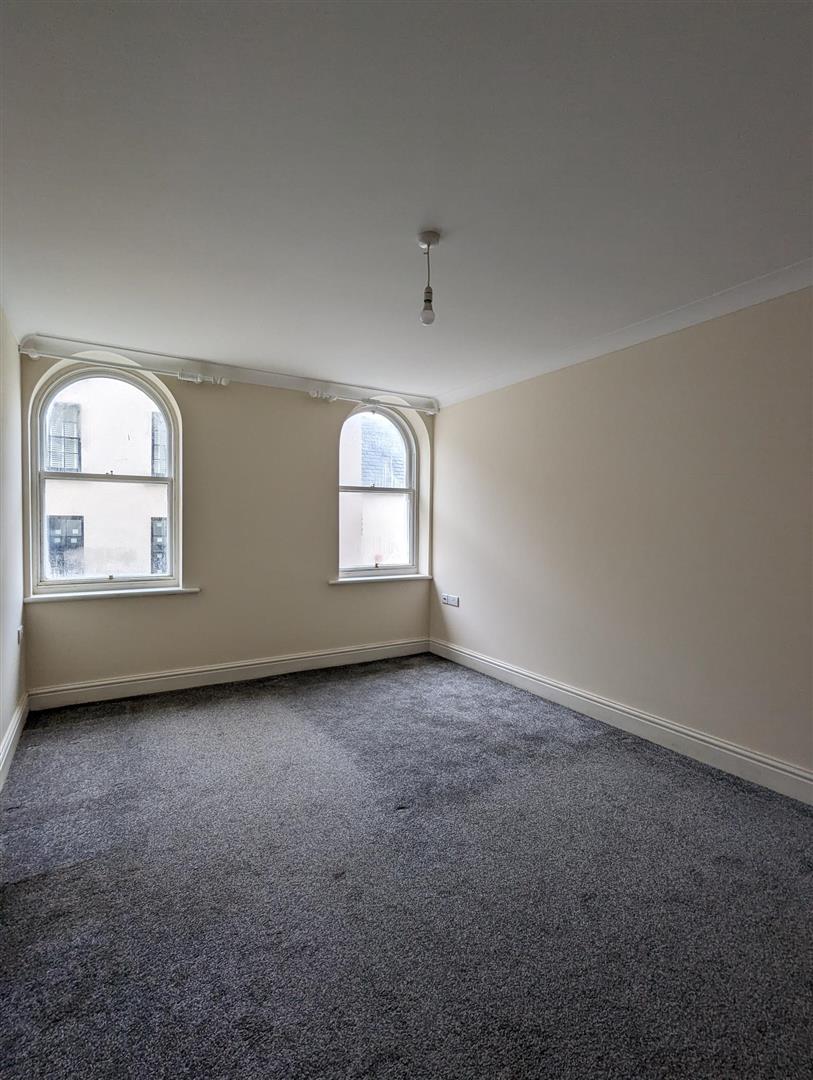 Flat Commerce Mews in Haverfordwest