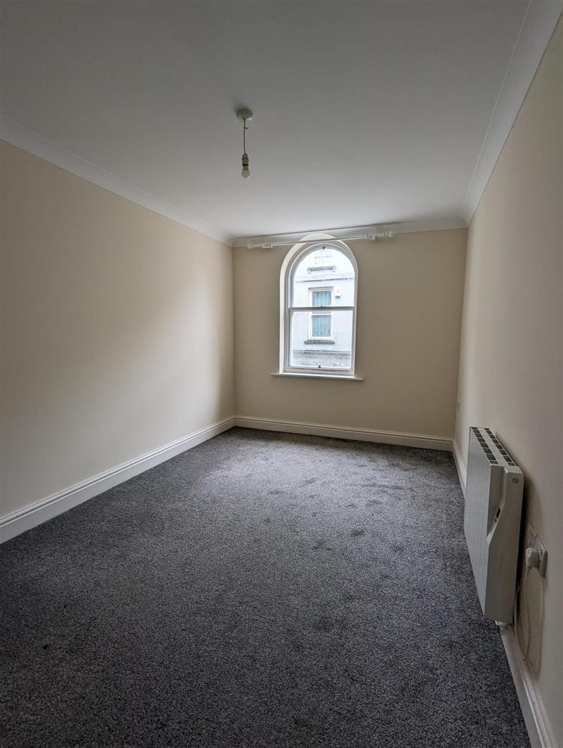 Flat Commerce Mews in Haverfordwest