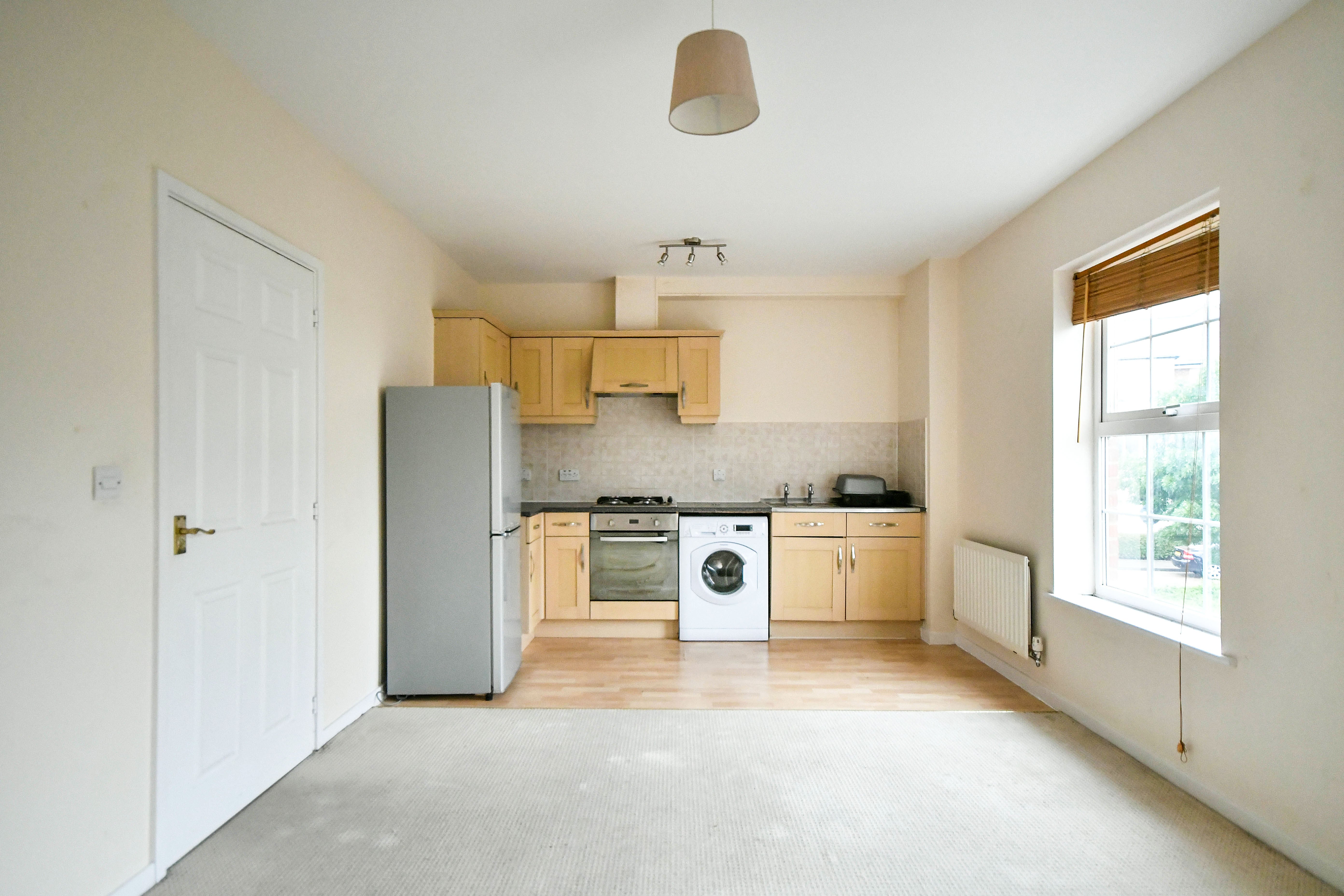 Flat Rainham Road in Blunsdon St Andrew