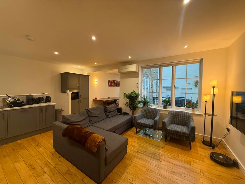 Room Westbourne Terrace in City of Westminster