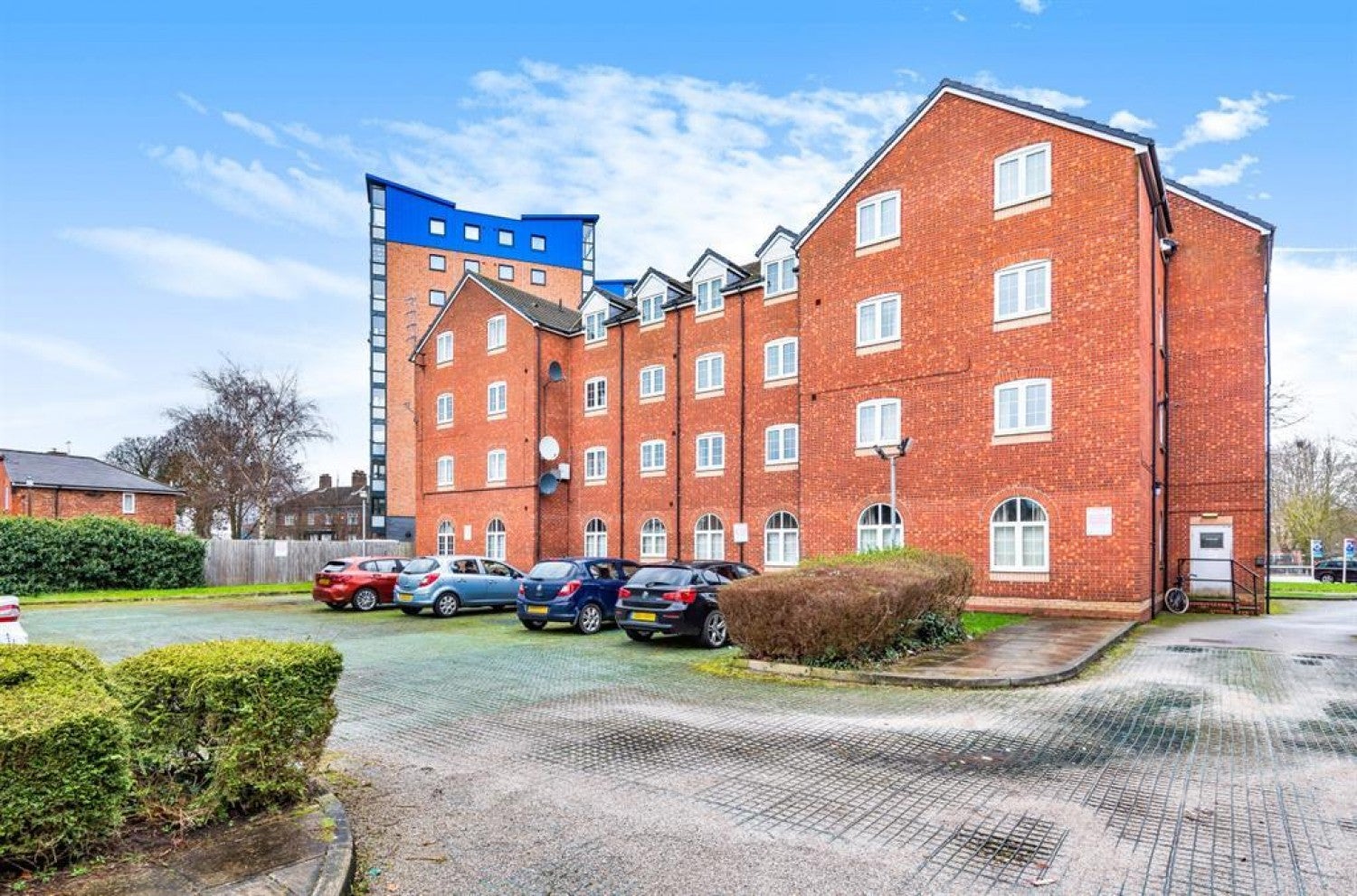 Flat Nasmyth Road in Salford