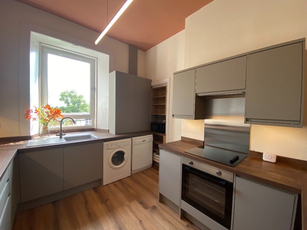 Flat South Oxford Street in City of Edinburgh