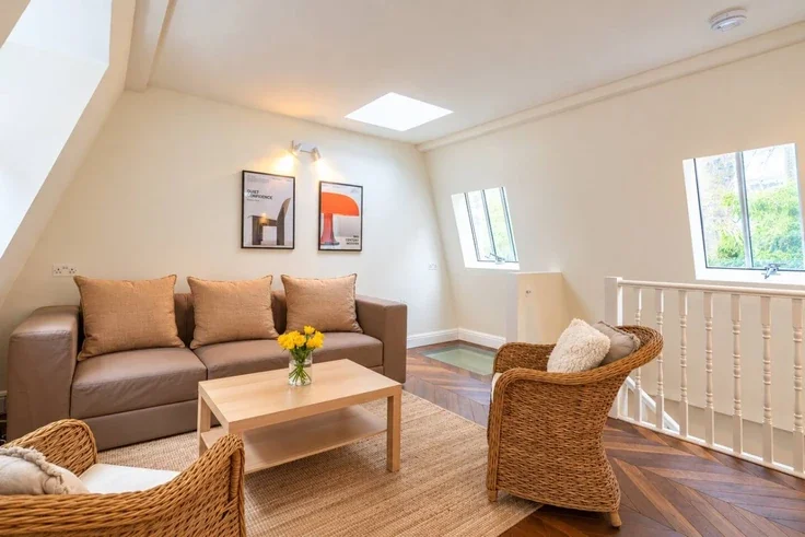 House Phillimore Walk in Greater London
