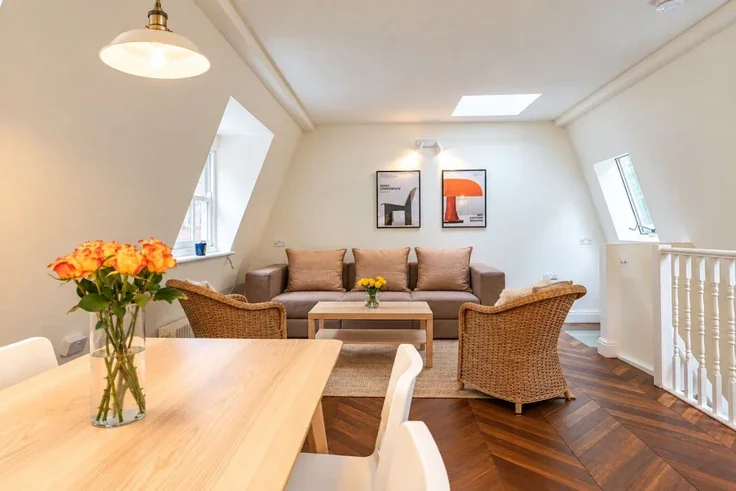 House Phillimore Walk in Greater London