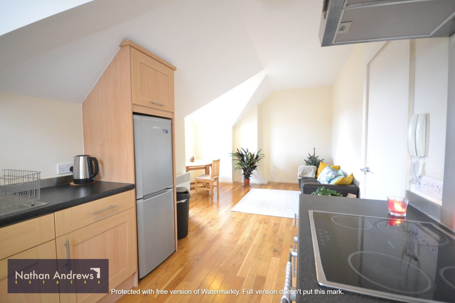 Flat Wolverton Gardens in Greater London