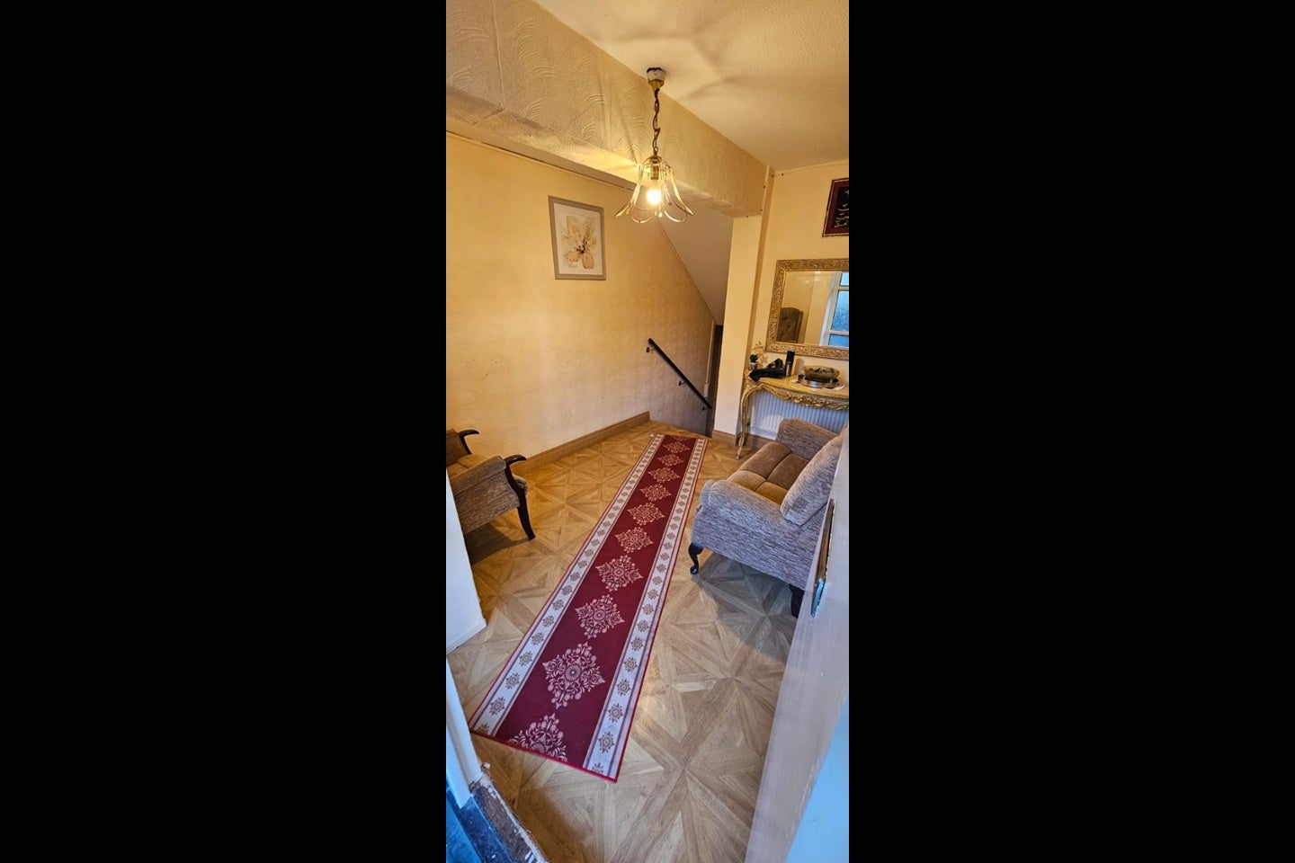 Room Garratt Lane in Greater London