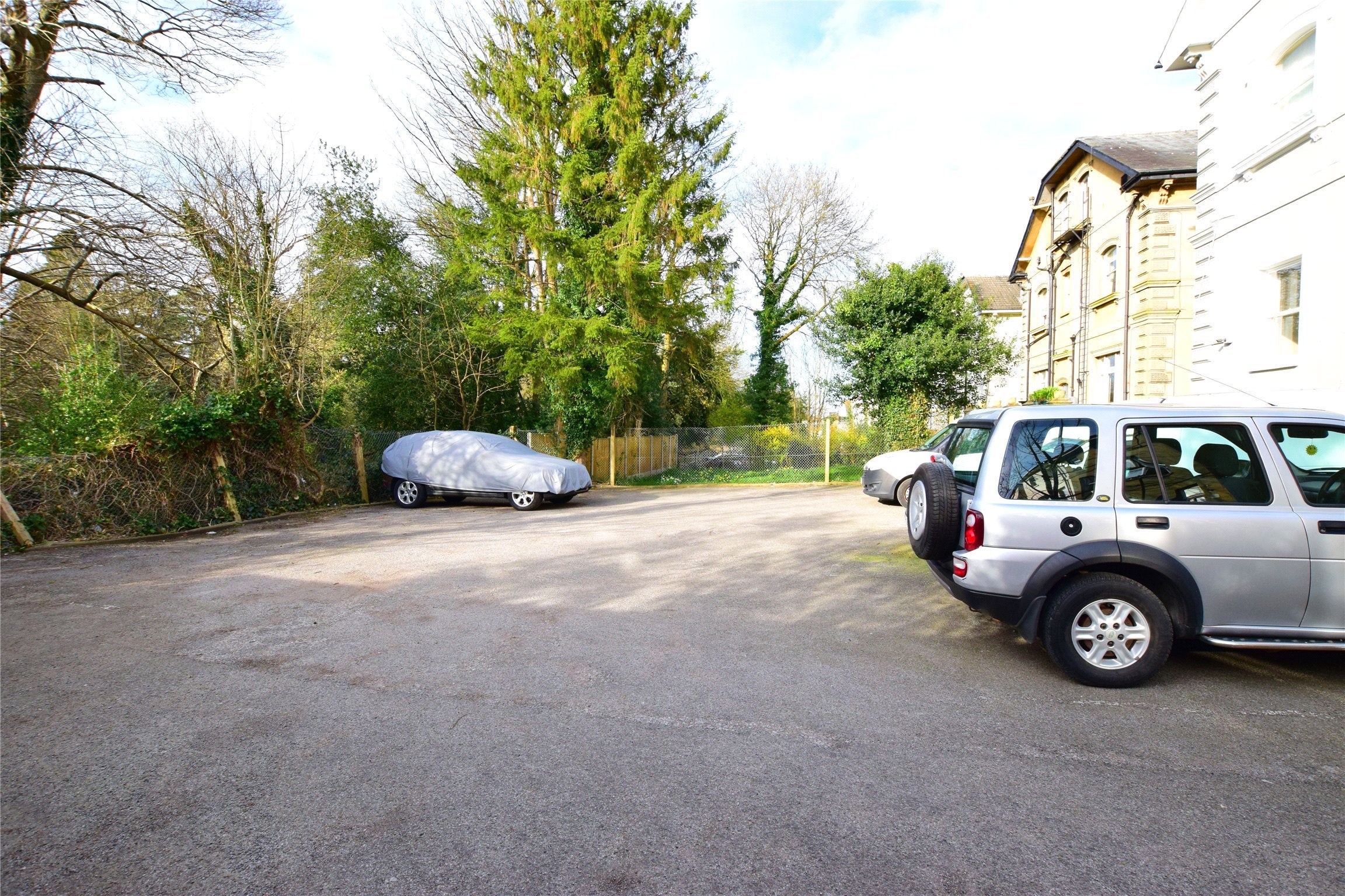 Flat Upper Grosvenor Road in Tunbridge Wells