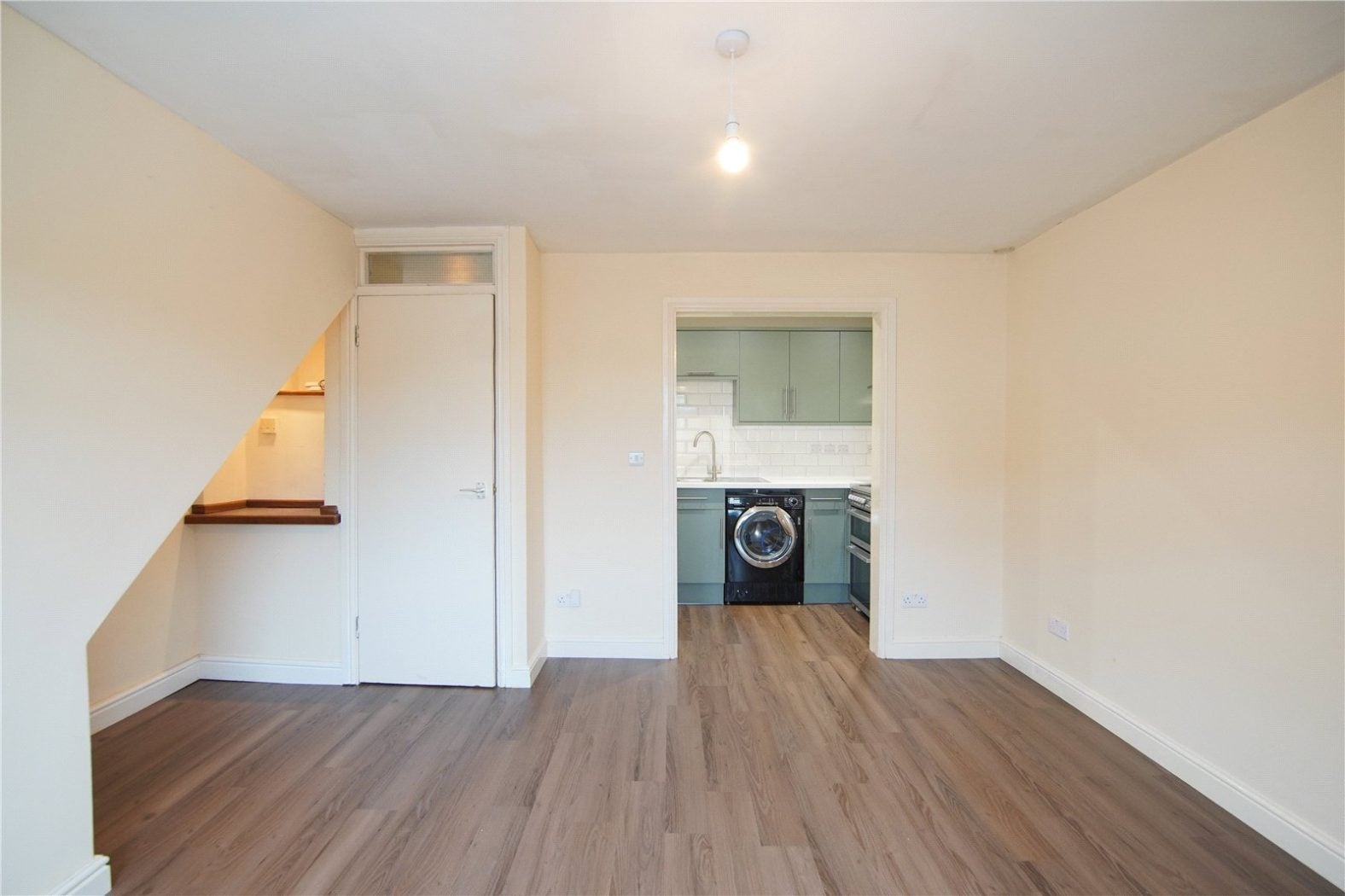 Flat Raymend Road in Bristol
