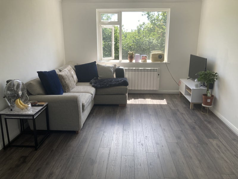 Room Mill Lane in Poole
