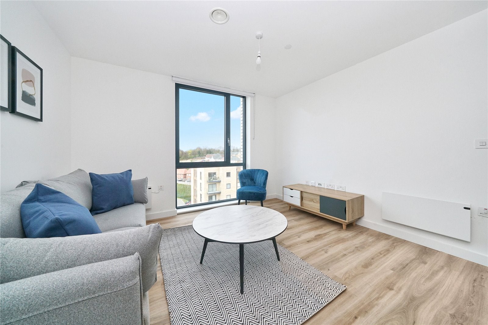 Flat Kimpton Road in Luton