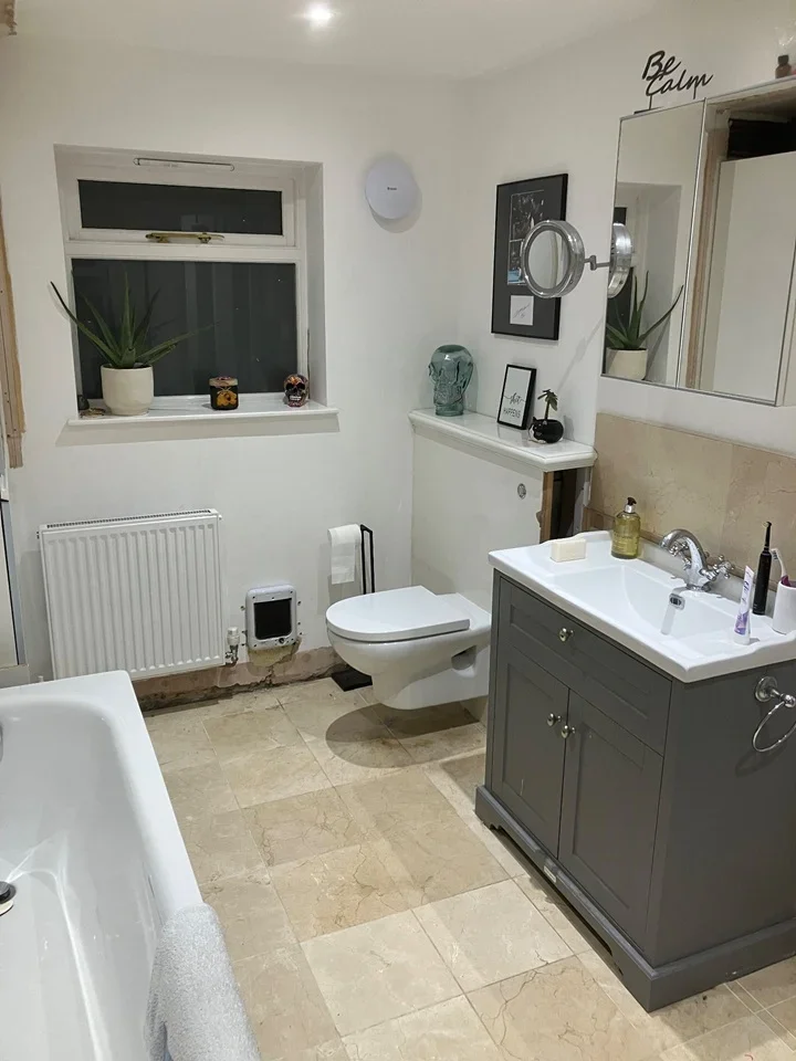 Room Leavesden Road in Watford