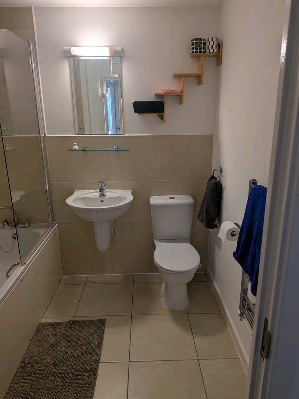 Flat Lankaster Gardens in Greater London