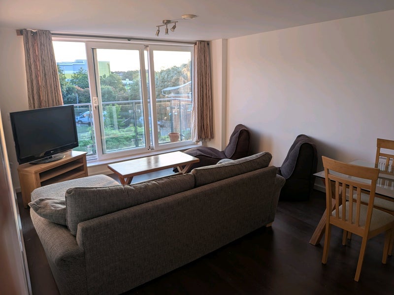Flat Lankaster Gardens in Greater London