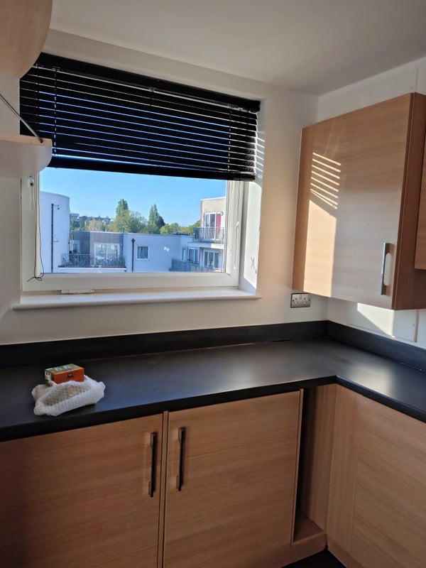 Flat Lankaster Gardens in Greater London