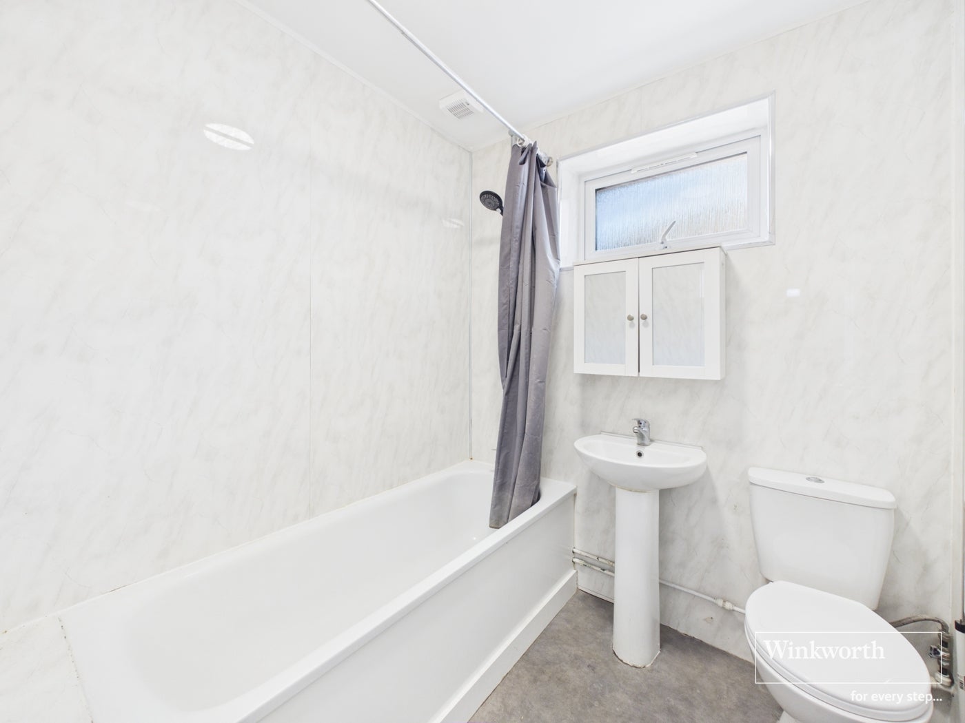 Flat Preston Hill in Greater London