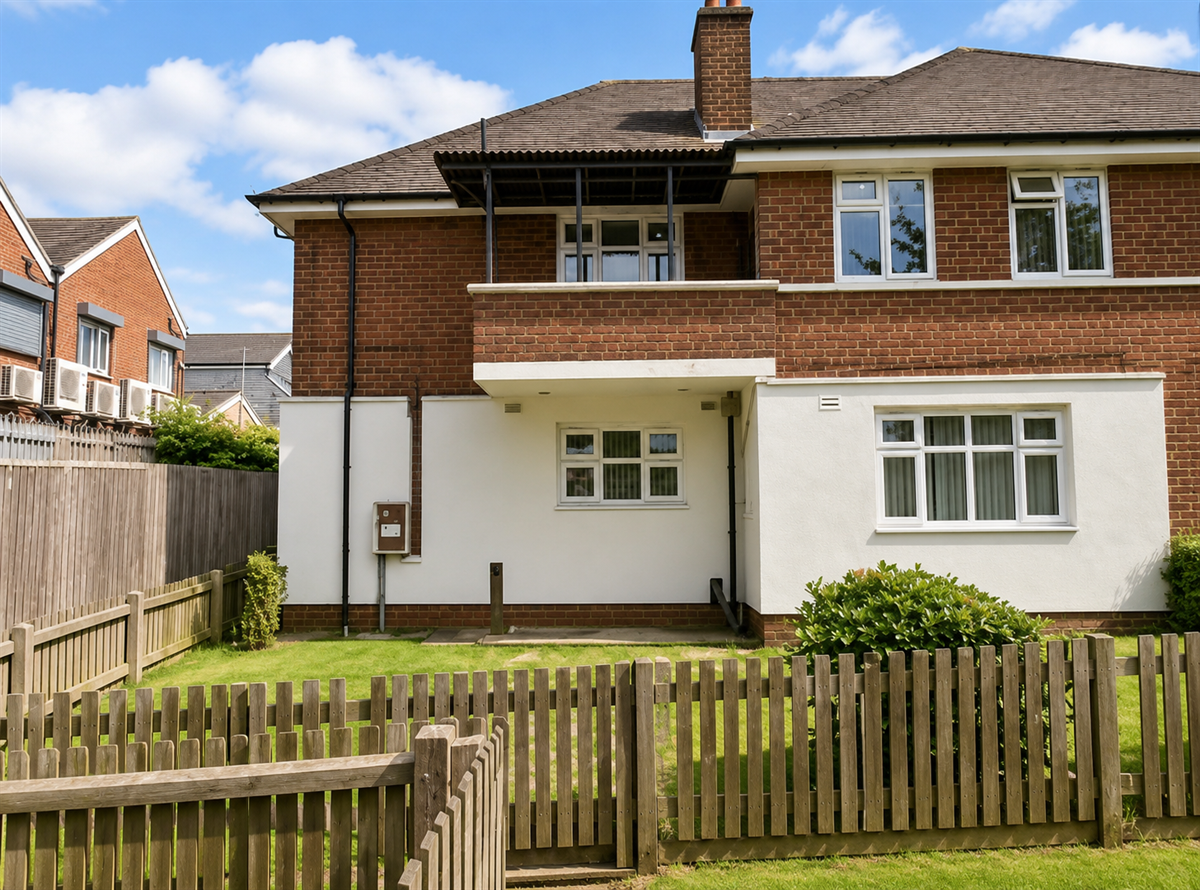 Flat Reginald Road in Birmingham