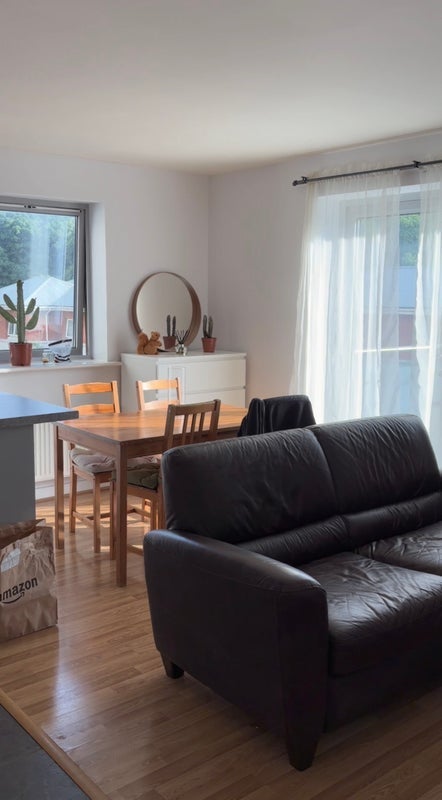 Room Hamlets Way in Greater London