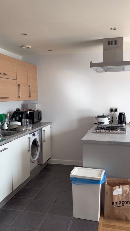 Room Hamlets Way in Greater London